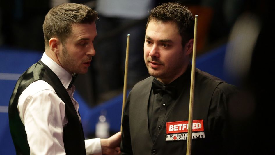 Kurt Maflin, right, was defeated by Mark Selby, left, in the 2015 World Championship