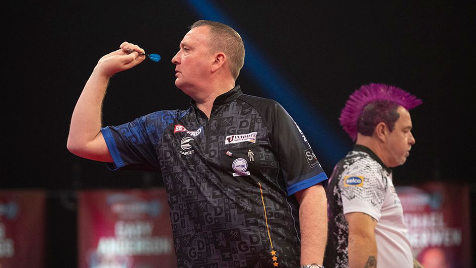 Glen Durrant beat Peter Wright (Picture: Lawrence Lustig/PDC)