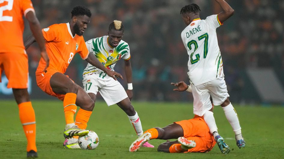 Franck Kessie (on the ball) has exceptional close control