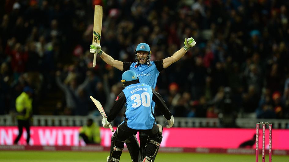 Ben Cox takes Worcestershire to victory