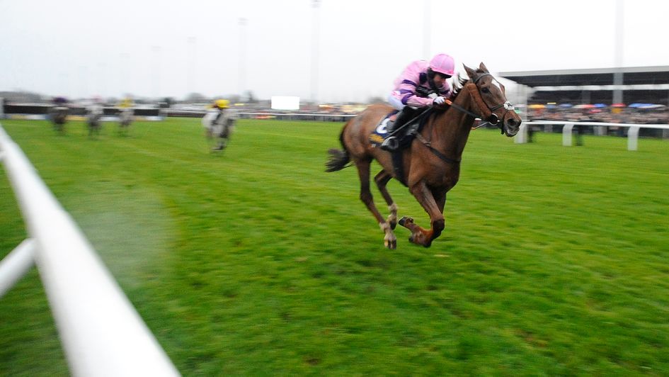 Silviniaco Conti is away and clear in 2014