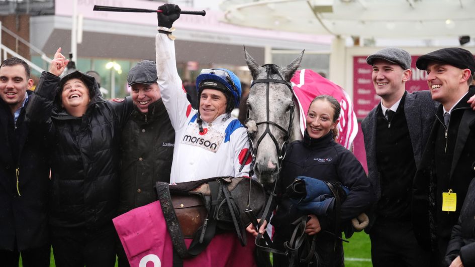 Harry Slekton celebrates L'eau Du Sud's Shloer win