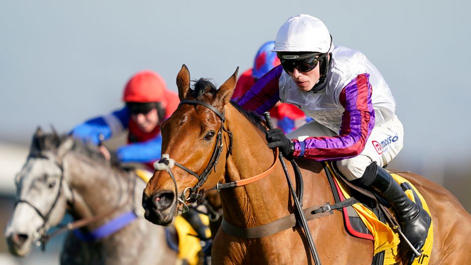 Bravemansgame is in control at Newbury