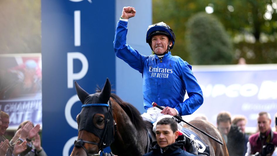 Frankie Dettori returns in triumph on Trawlerman