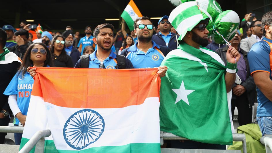 India and Pakistan fans 