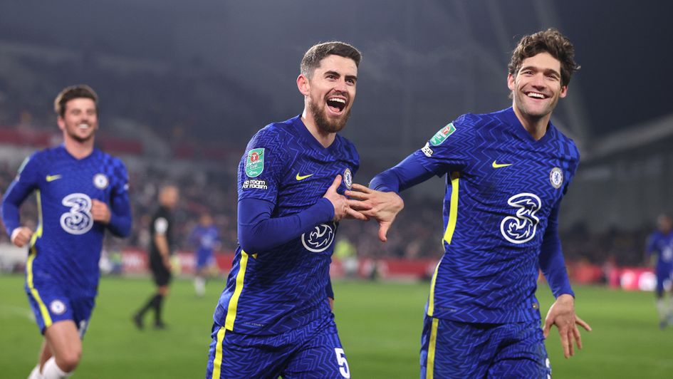 Chelsea celebrate Jorginho's goal against Brentford