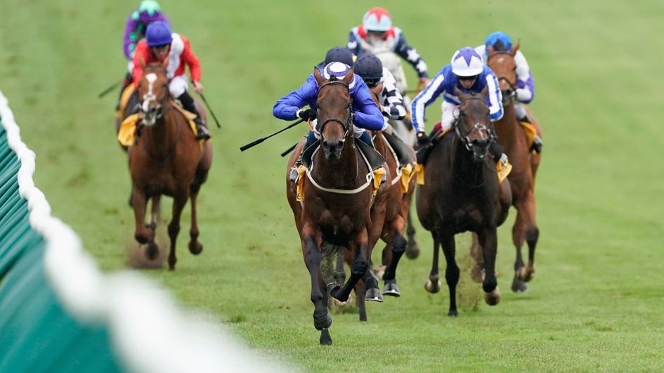 West End Charmer wins under William Buick