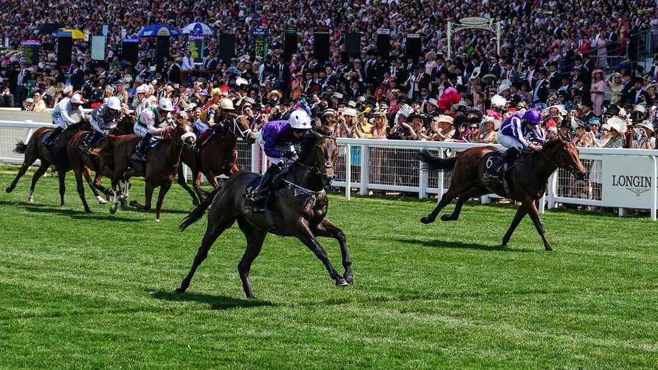 Valiant Force in Royal Ascot action