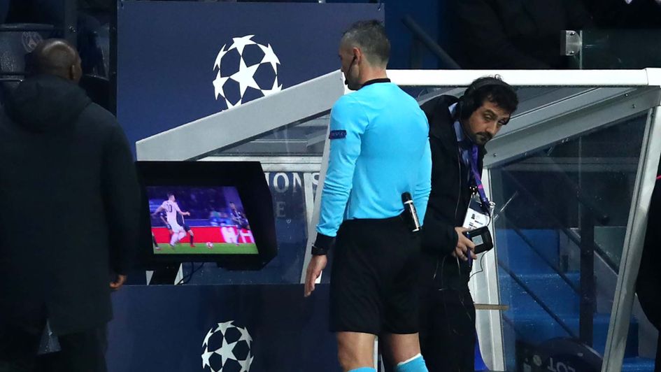 Referee Damir Skomina awards Man Utd a penalty via VAR against PSG