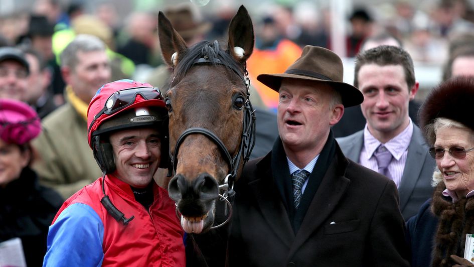 Ruby Walsh and Willie Mullins pose with Quevega