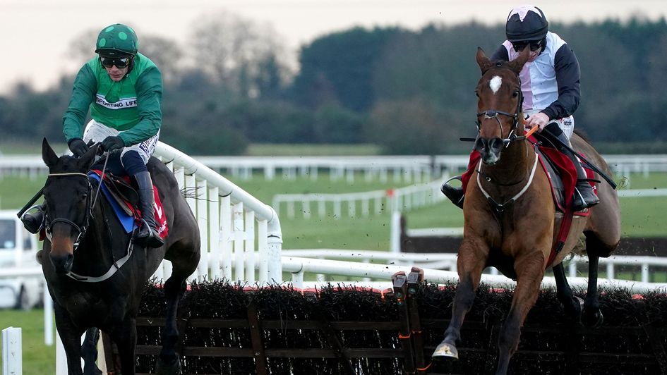 Impaire Et Passe (left): Second in the Hatton's Grace