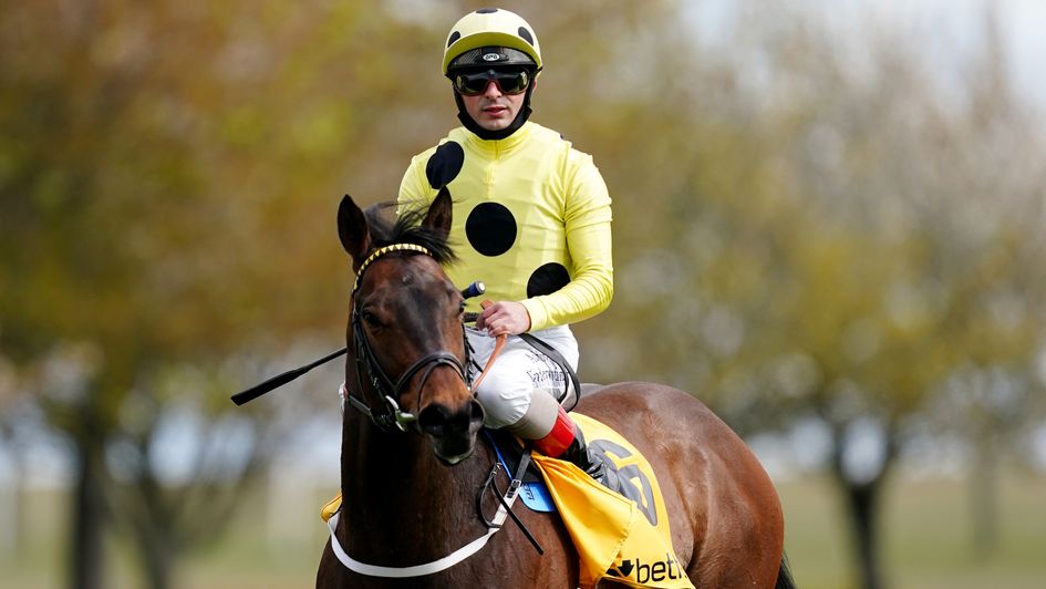 Emaraaty Ana and Andrea Atzeni