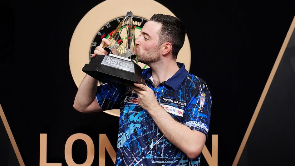 Luke Humphries wins the 2025 Premier League title