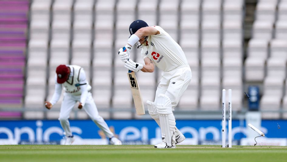 Joe Denly loses his off stump