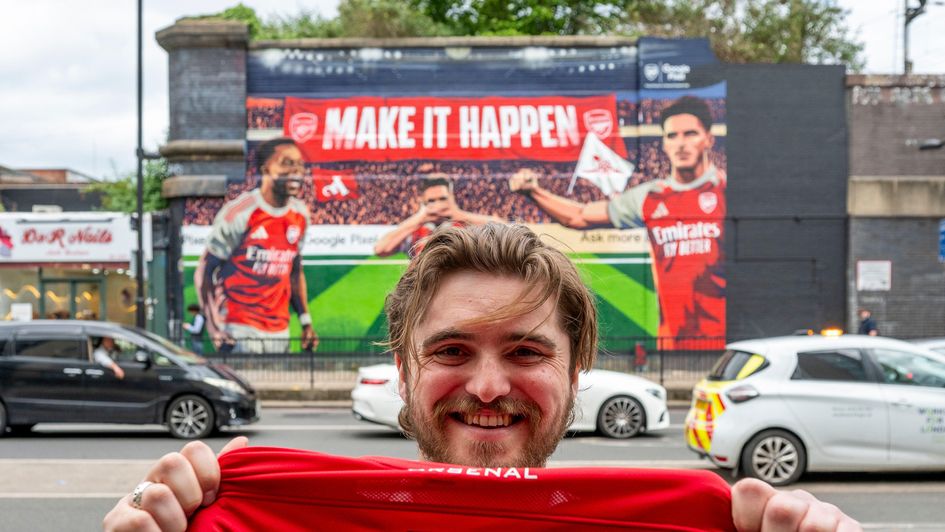 Arsenal fans celebrate their title win