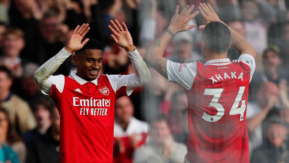 Arsenal celebrate a Reiss Nelson goal
