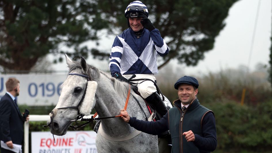 Al Dancer returns after winning last year's Badger Beer Chase