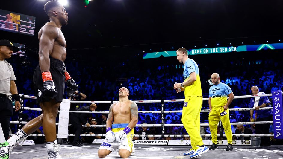 Oleksandr Usyk defeated Anthony Joshua via a split decision