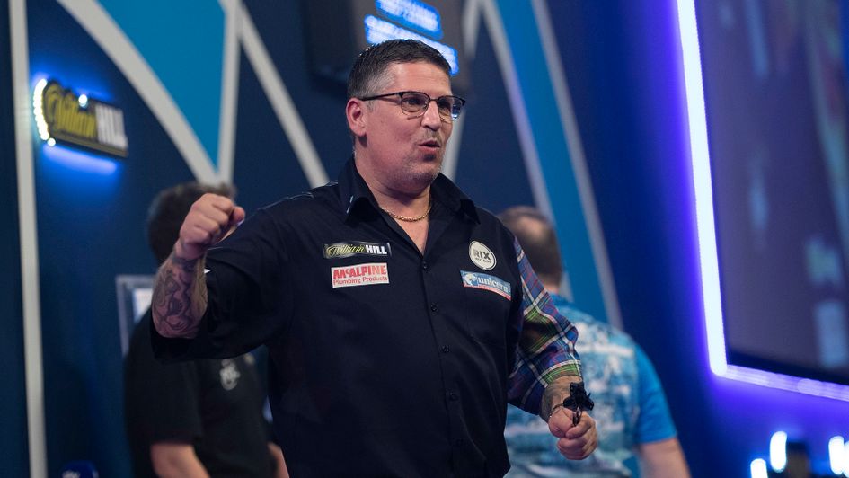 World Darts results Gary Anderson through; Callan Rydz wins opening