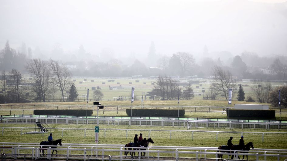 A misty start to Thursday at Cheltenham