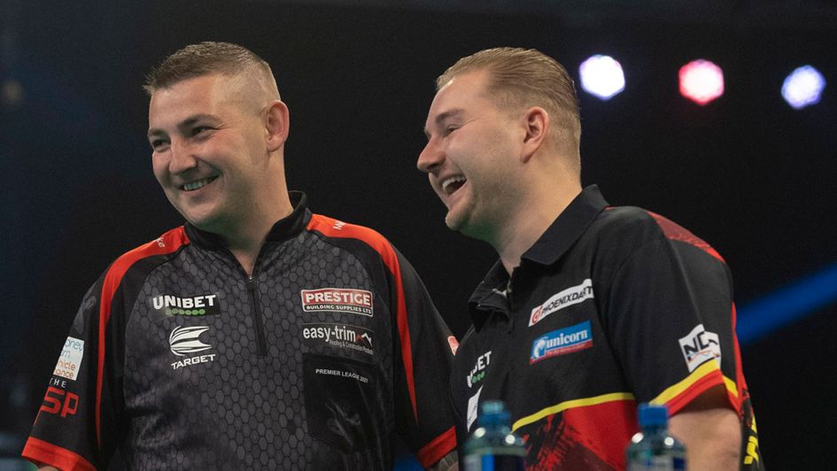 Nathan Aspinall and Dimitri Van den Bergh (Picture: Lawrence Lustig/PDC)