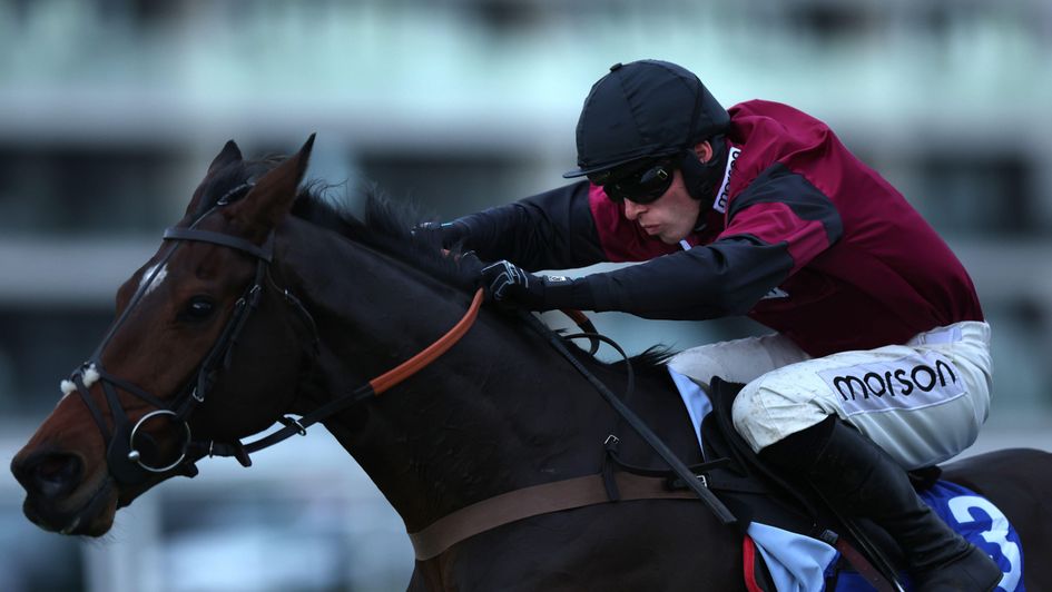 Twinjets and Harry Cobden power to the line