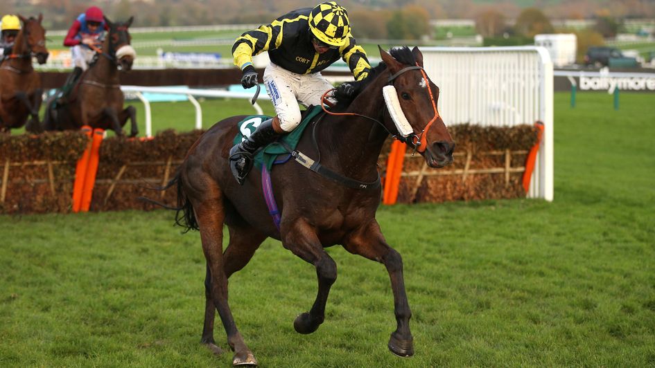 Sam Lee winning on Golan Fortune at Cheltenham