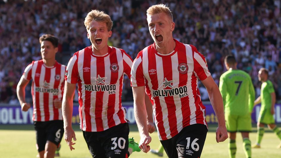 Ben Mee celebrates his goal against Manchester United