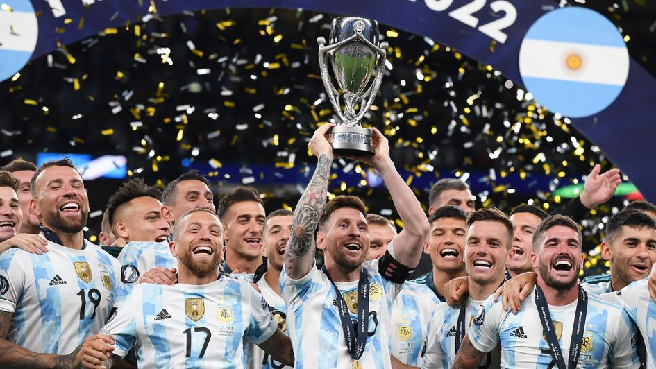 Lionel Messi lifts the trophy after Argentina beat Italy in Finalissima