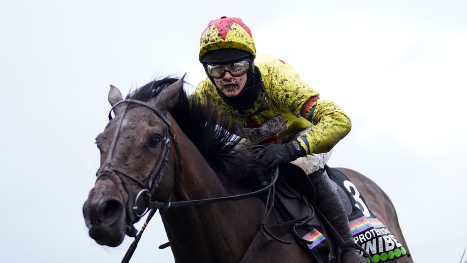 Protektorat is out on his own at Aintree