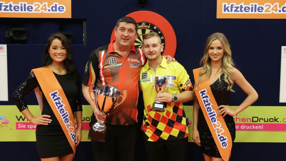 Mensur Suljovic defeated Dimitri van den Bergh in the final (Pic: PDC)