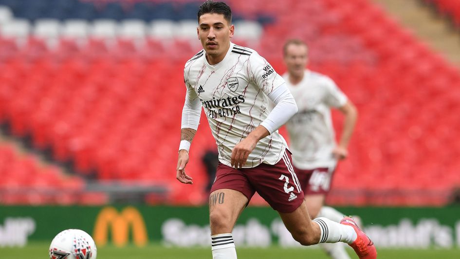 Arsenal could lose Hector Bellerin to PSG
