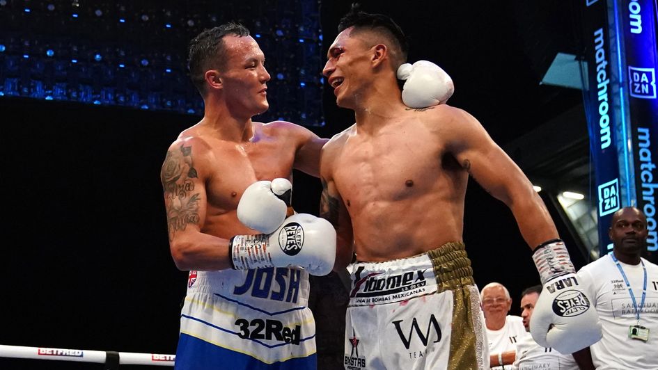 Josh Warrington (left) and Mauricio Lara after their International Featherweight contest ends in a draw