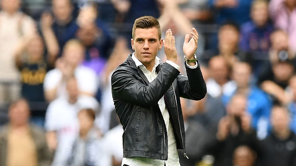 Giovani Lo Celso is introduced to the Tottenham fans