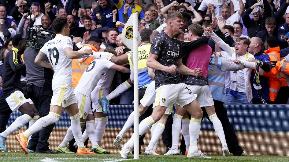 Leeds celebrate Pascal Struijk's goal against Brighton