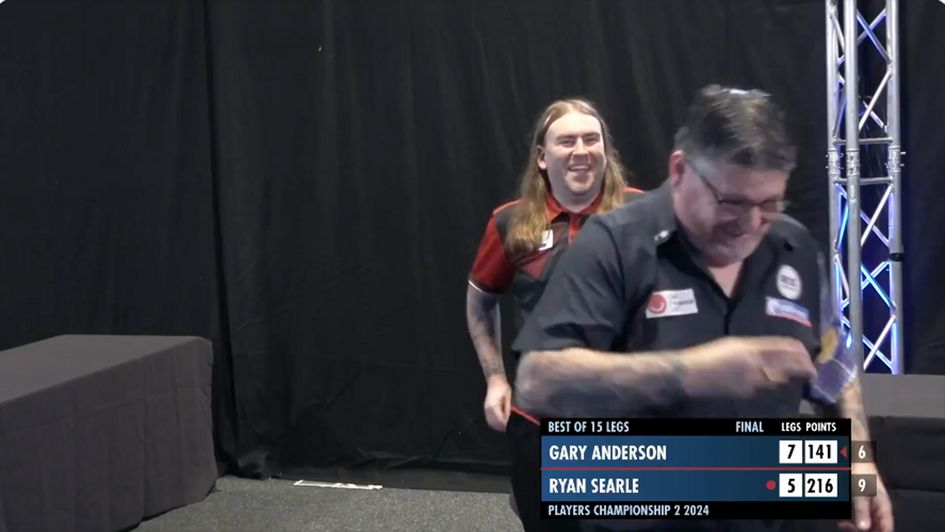 Gary Anderson won the title after missing a dart for a perfect leg