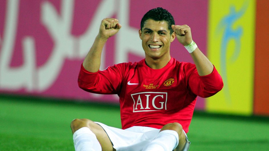 Manchester United are now the favourites to sign Cristiano Ronaldo