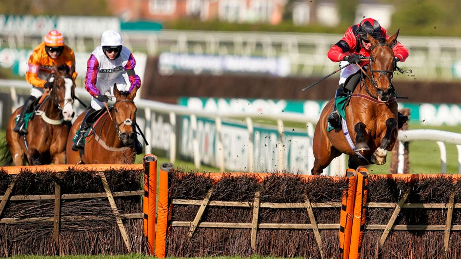 Ahoy Senor is in control at Aintree