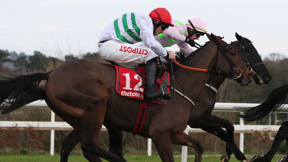 Bosses Oscar (red cap) begins his winning run