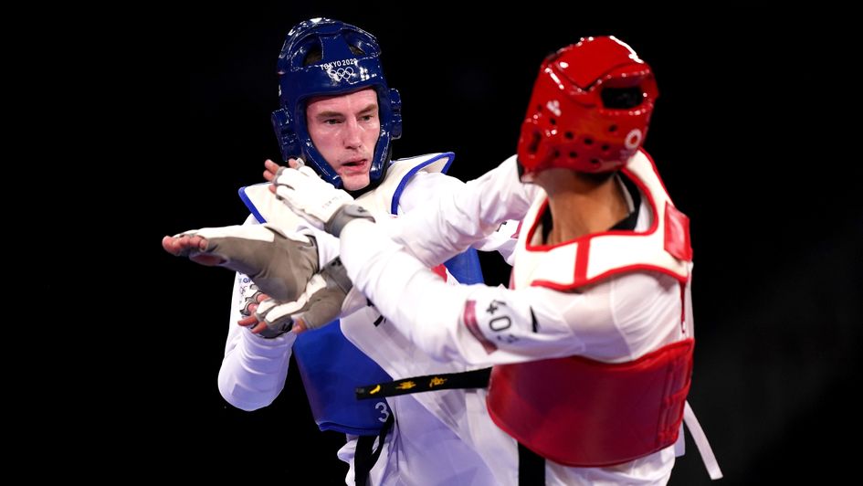 Bradley Sinden goes on the attack