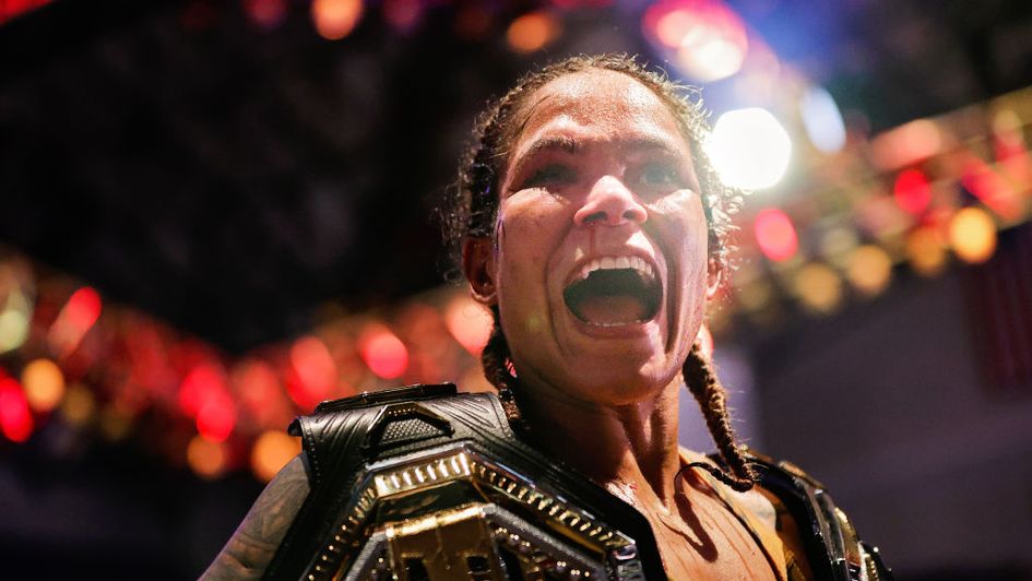 Amanda Nunes can force a submission