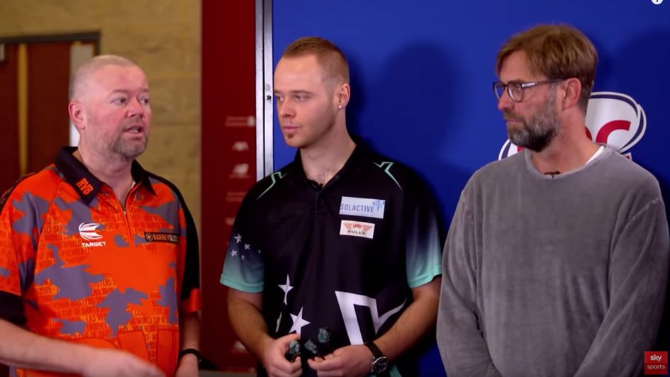 Jurgen Klopp faced Raymond van Barneveld in a game of darts (picture via Sky Sports)