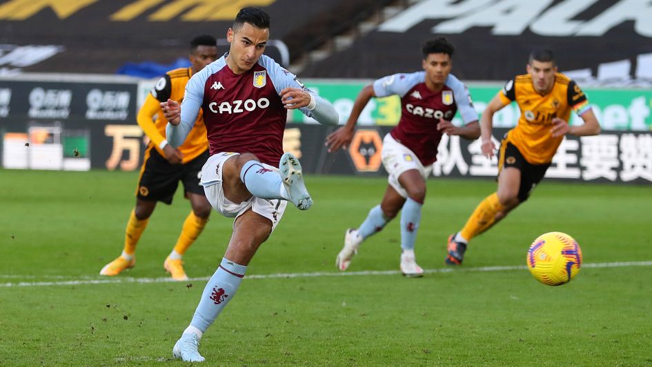 Anwar El Ghazi scores from the penalty spot
