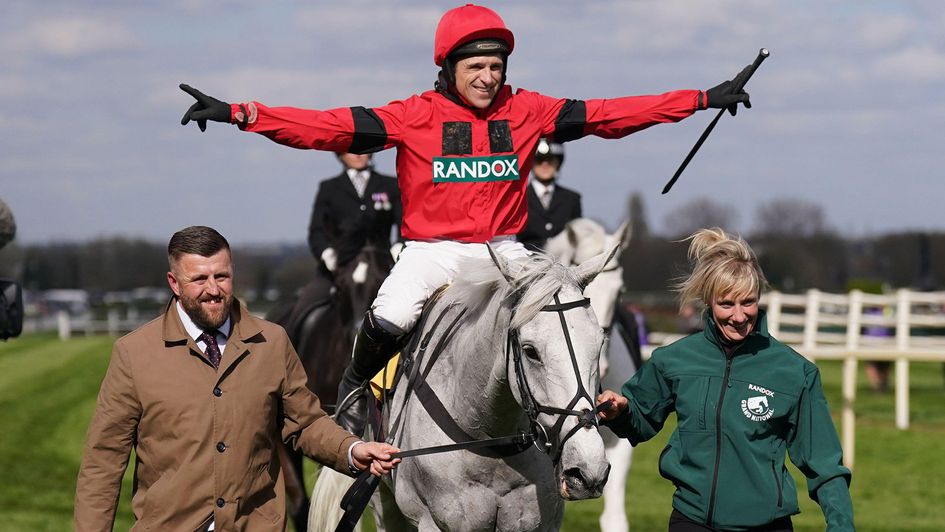Harry Skelton celebrates on Grey Dawning