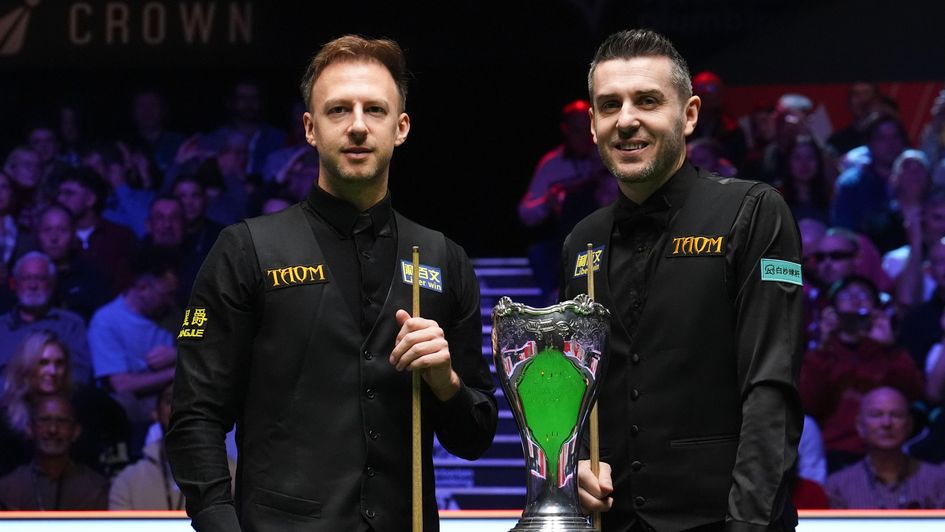 Both players before the final