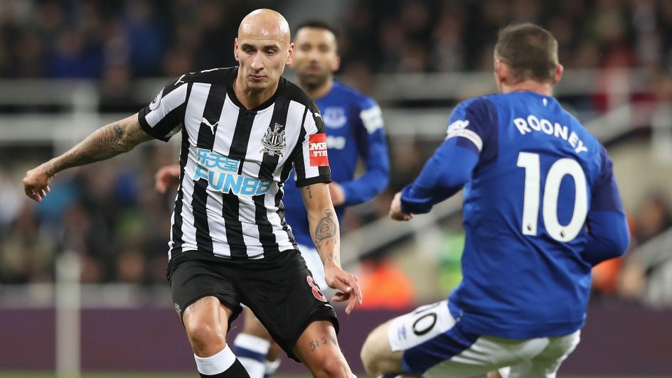 Jonjo Shelvey in action for Newcastle