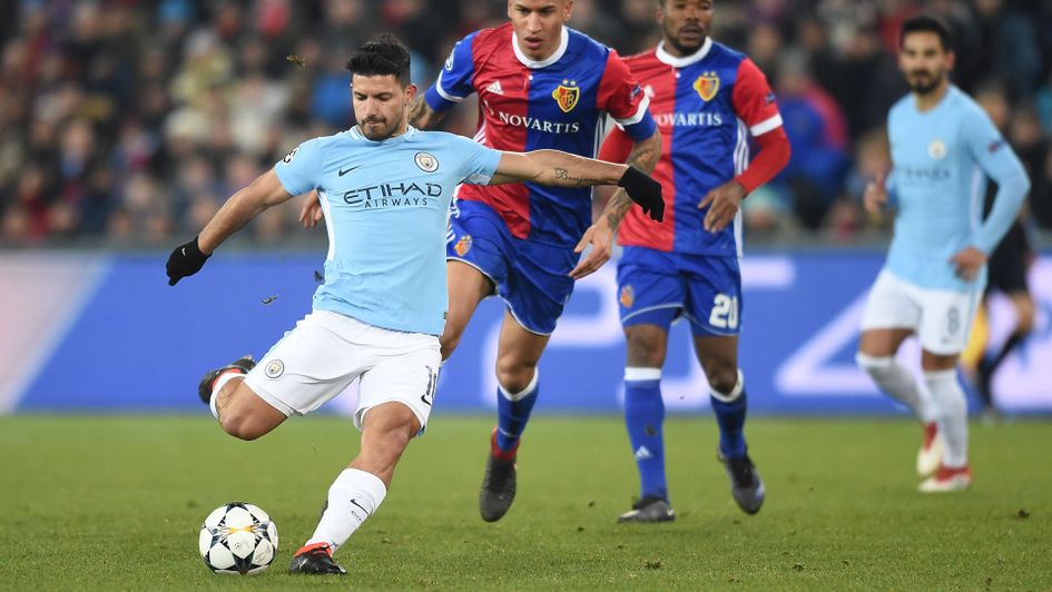 Sergio Aguero scores