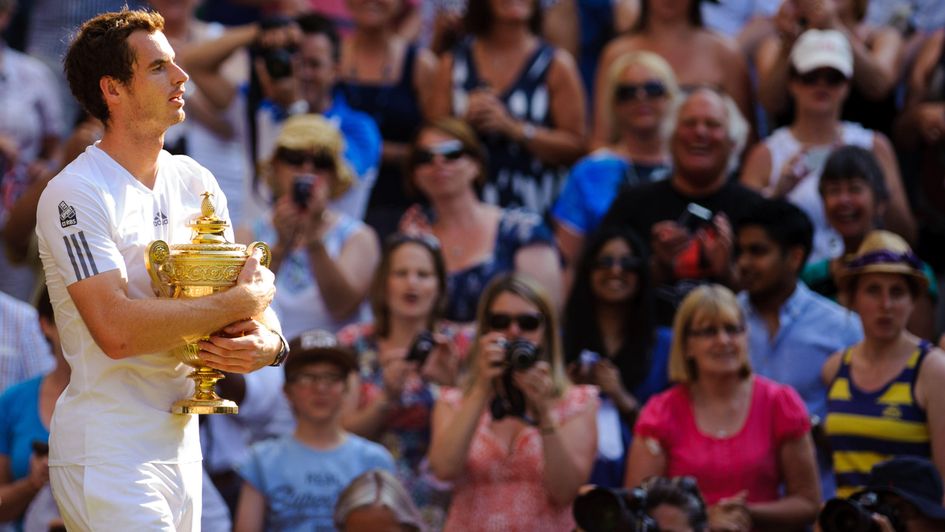 Andy Murray with the Wimbledon trophy in 2013