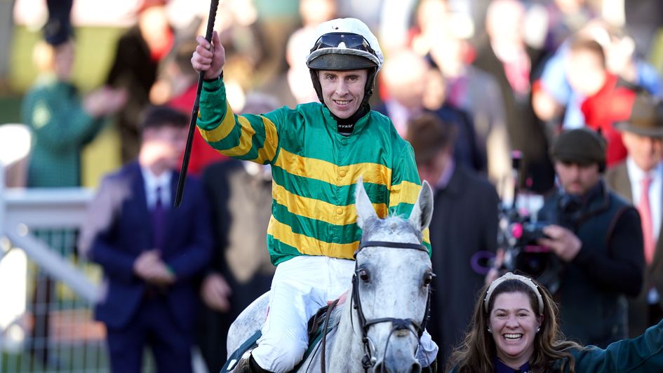 Elimay returns in triumph