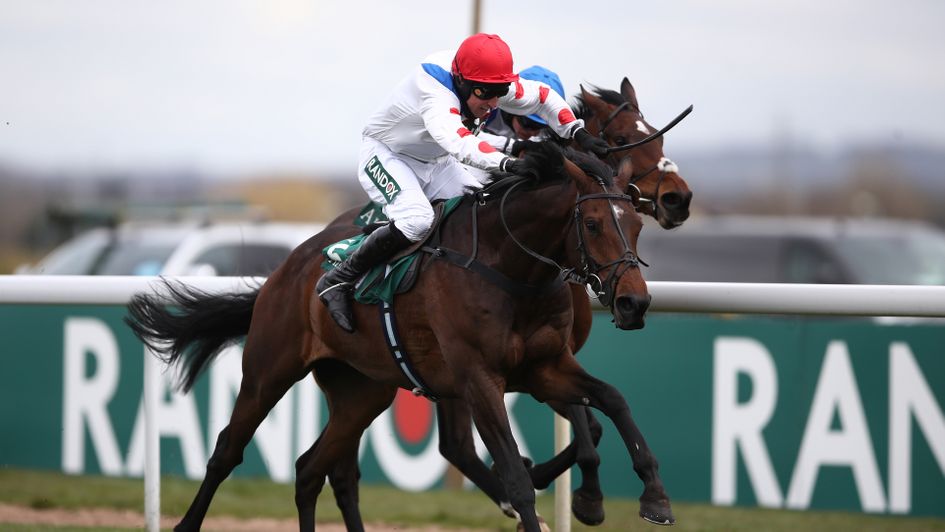 Protektorat wins at Aintree